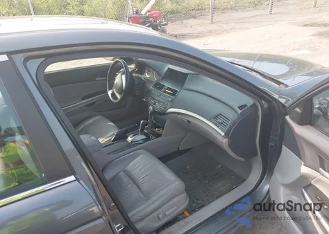 2008 Honda Accord 3.5 Ex-L from USA, damaged, VIN 1HGCP36848A086881